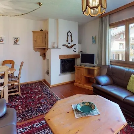 Apartamento Ludains 6 *